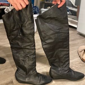 Bakers knee high leather boots size 9